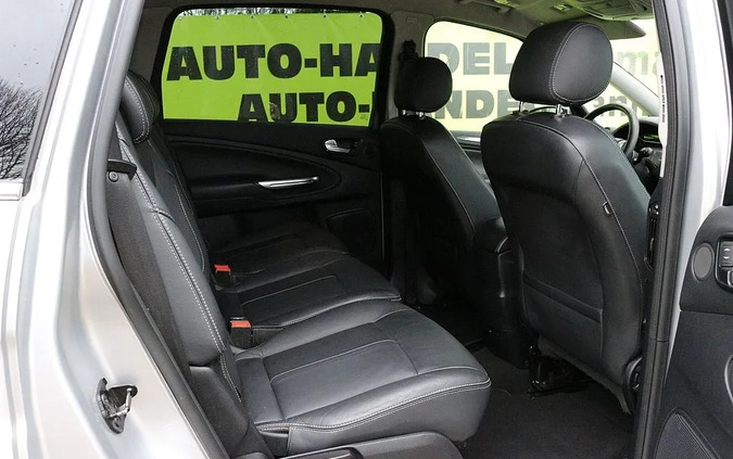 Ford S-Max cena 35900 przebieg: 255000, rok produkcji 2012 z Suchowola małe 379